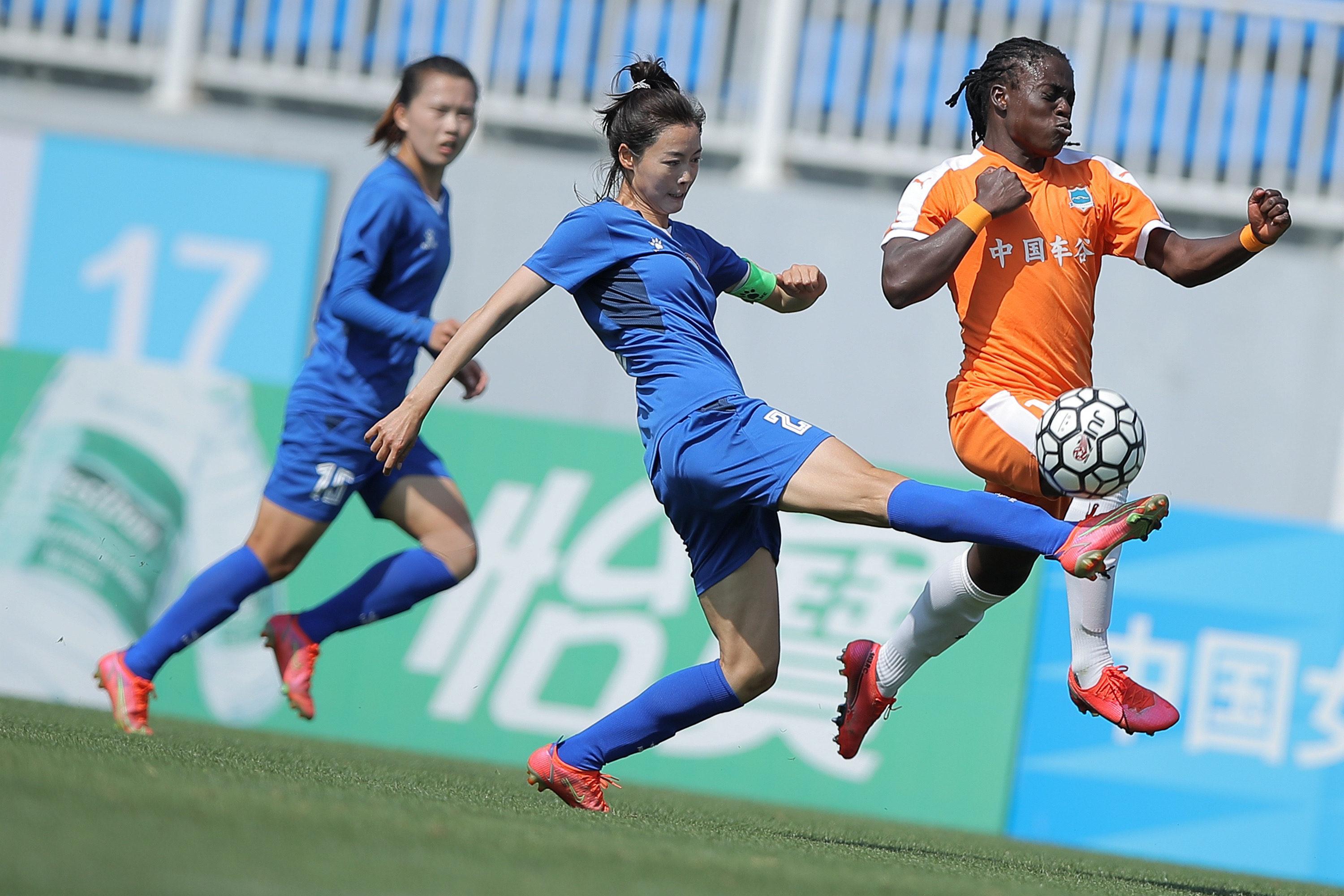 女足国家队备战决赛，训练强度明显增加